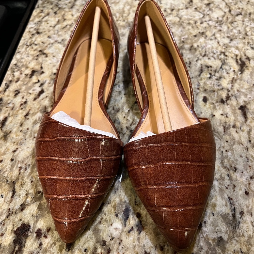 J. Crew Zoe Crocodile Flats Size 8